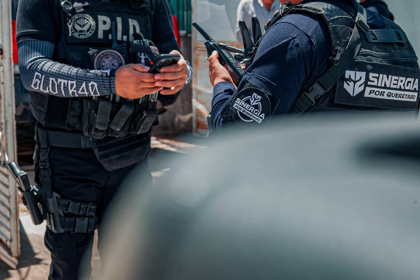 Cateo en Querétaro deja dos detenidos y vehículo robado asegurado