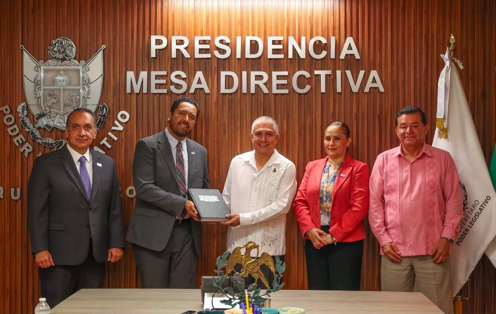 Llegan tarde, iniciativas de reforma del TEEM: Sinhué Piedragil