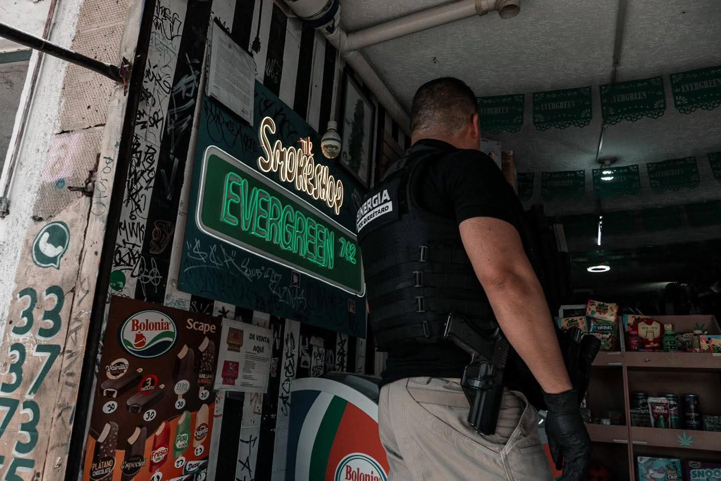Realizan 12 cateos en “smoke shops” de Querétaro; hay seis detenidos