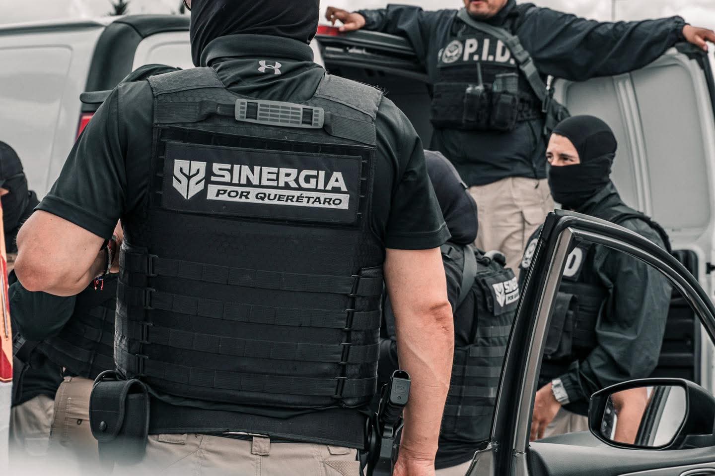 Cumplimentan órdenes de aprehensión tras cateos en Cadereyta y Ezequiel Montes