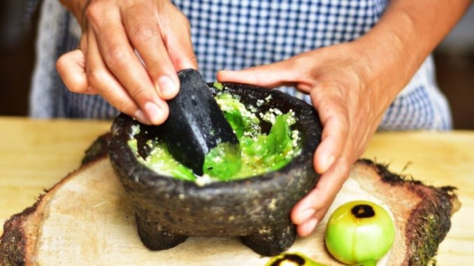 El molcajete, símbolo de la gastronomía mexicana - Noticias y Eventos
